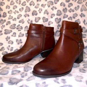 New Naturalizer Kipling Ankle Boots size 8.5